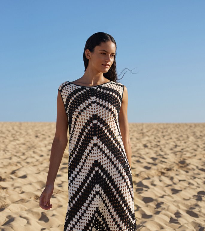 Lana Grossa MAXIJURK IN VERSPRINGEND STOKJESGAATJESPATROON Elastico